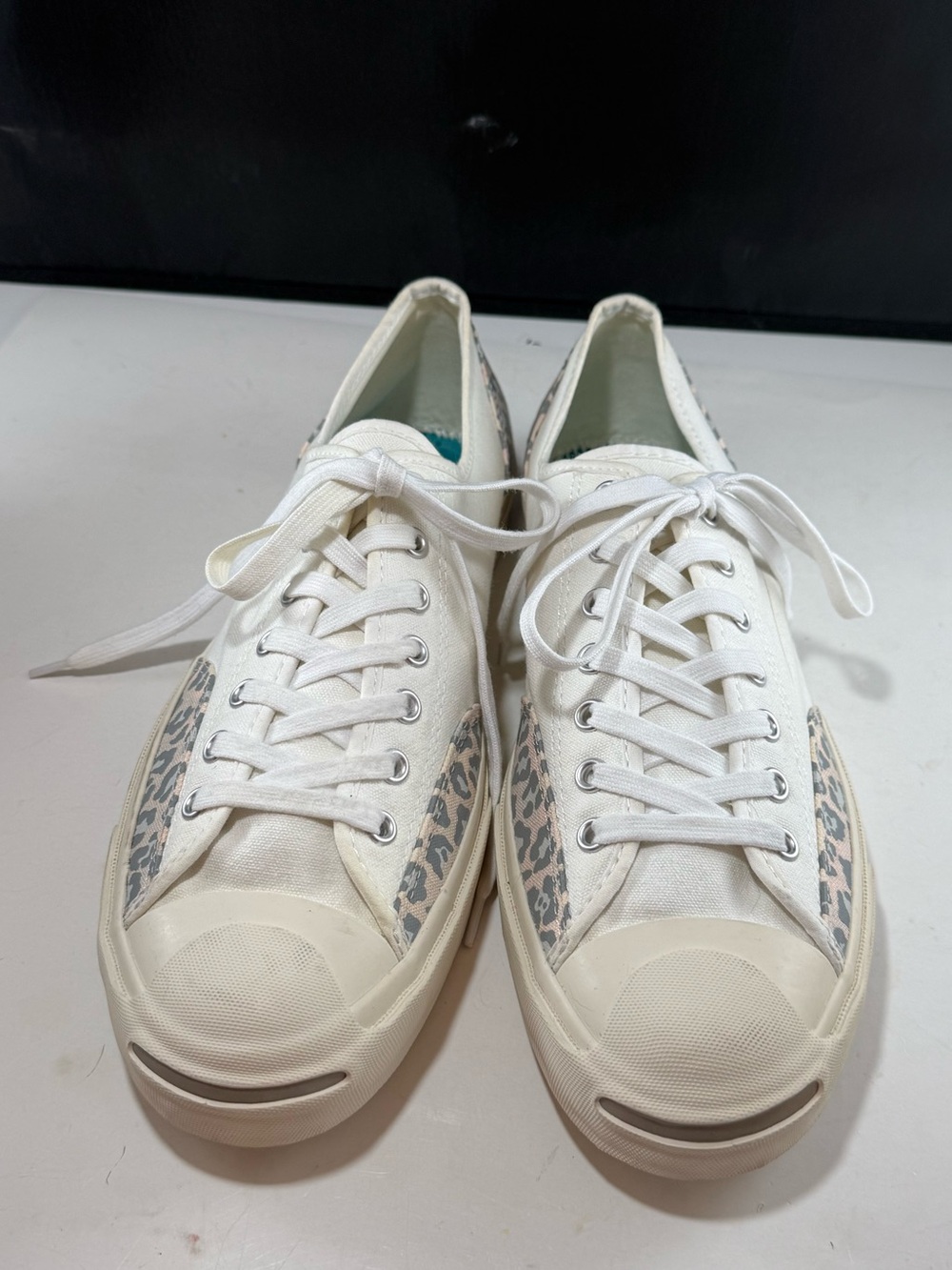 Size Men 10 Women 11.5 Converse White Low-Top Leopard Accent Jack Purcell Shoes - Picture 3 of 13